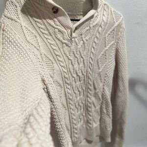 GAP Cream Cable Knit Sweater